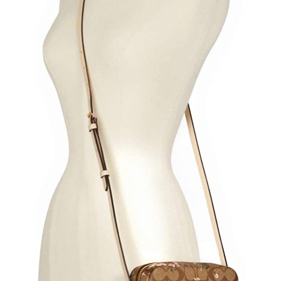 Coach Camera Bag in Signature Canvas with Evergreen Floral Print - Picture 4 of 4